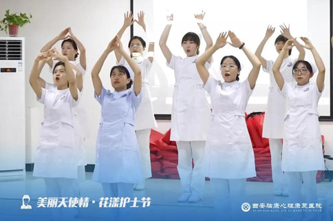 暖心︱庆祝“5.12”国际护士节，致敬最美天使！